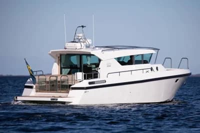 Delta Powerboats 400 SW 2