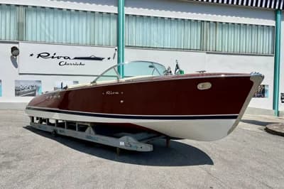 Riva Tritone 2