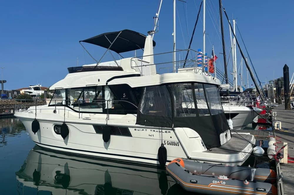 Beneteau Swift Trawler 41 Fly