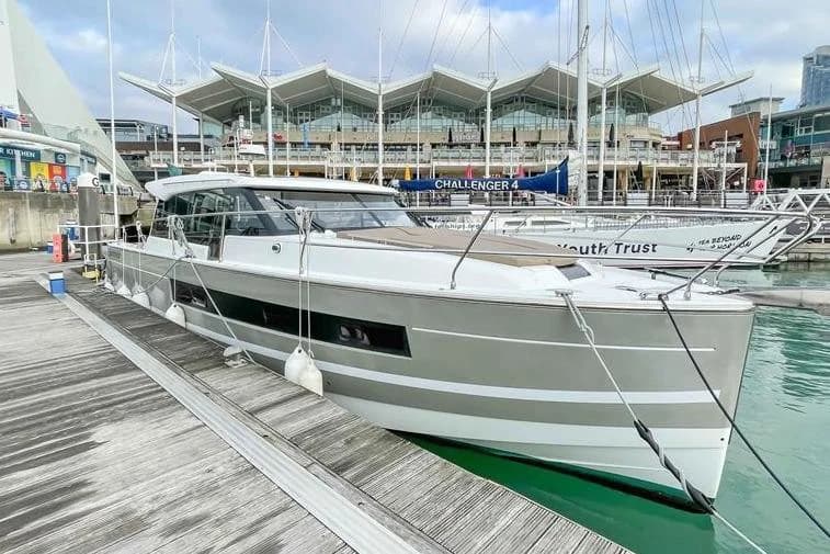 Jeanneau NC 14
