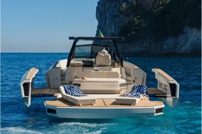 Evo Yachts R4 XT 2