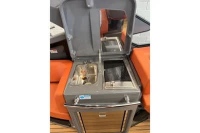 Cranchi M44 HT 2
