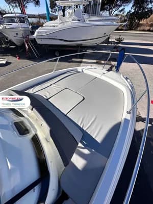 Jeanneau Cap Camarat 7.5 WA Serie 3 4