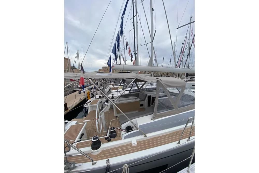 Beneteau Oceanis 46.1