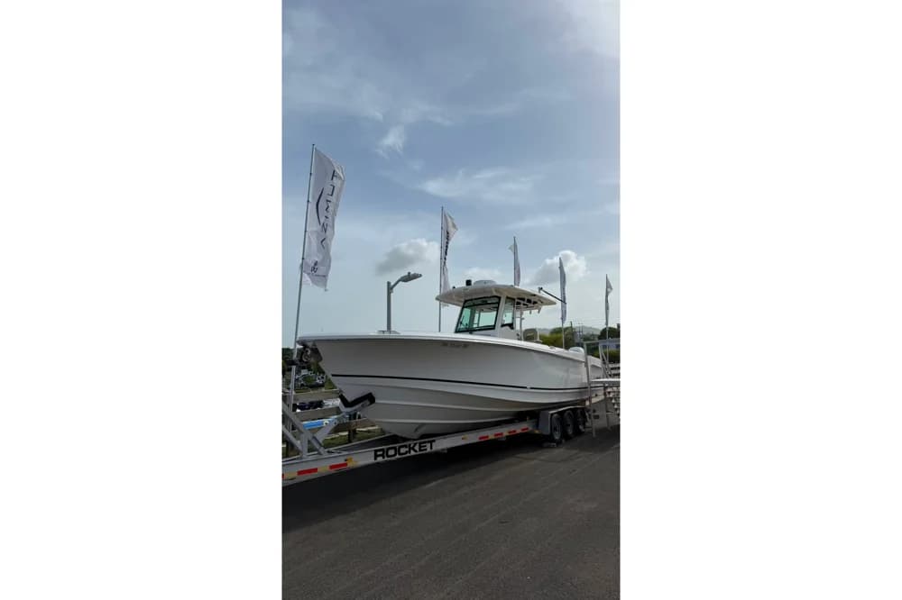 Boston Whaler 330 Outrage