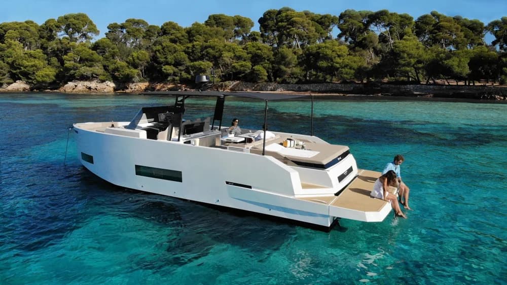 De Antonio Yachts D50
