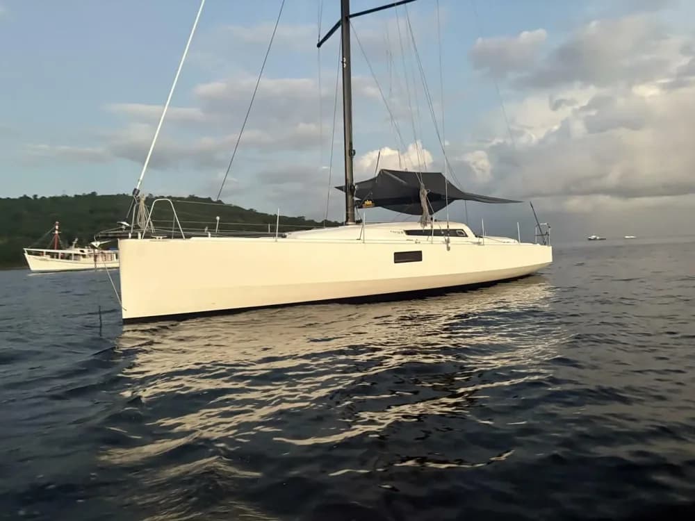 2012 Pogo 12.50 Boat for Sale in Peakes Boatyard