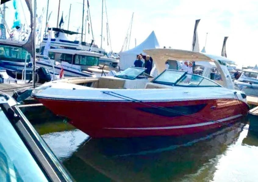 Sea Ray SLX 350
