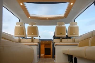 Palm Beach Motor Yachts GT50 2