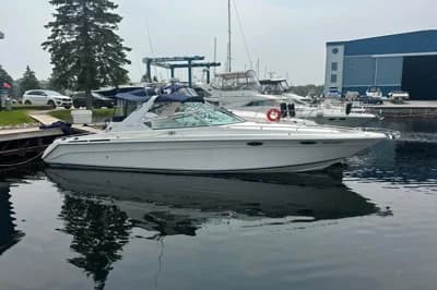 Sea Ray 380 Sun Sport 2