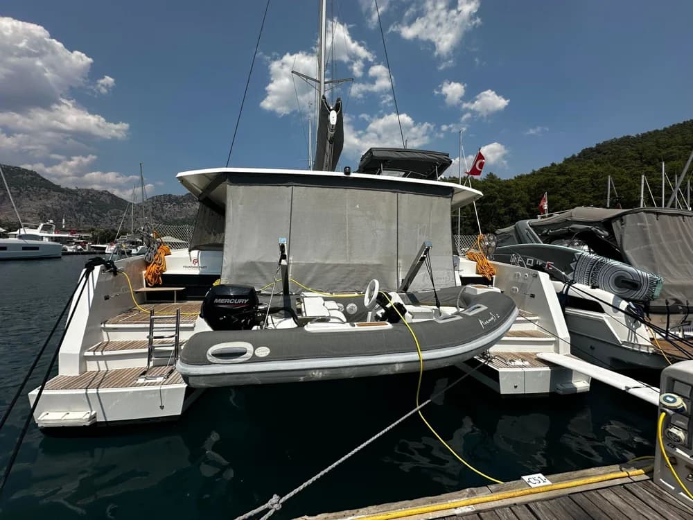Fountaine Pajot Astrea 42