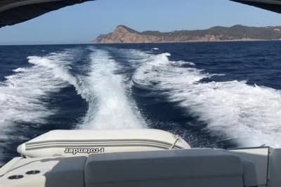 Formula 330 Sun Sport 2