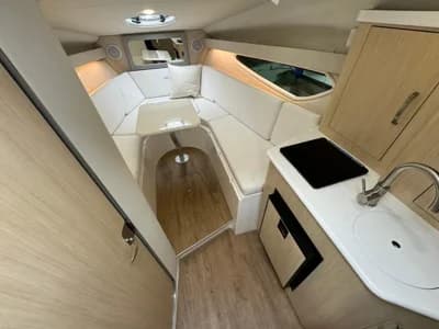 Regal 28 Express 2