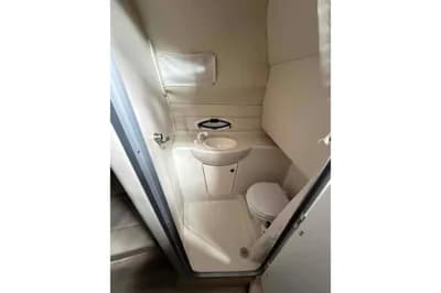 Bayliner 245 Cruiser 3