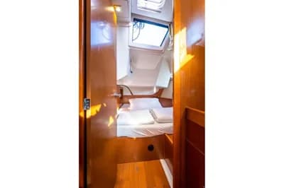 Beneteau Oceanis 41.1 3