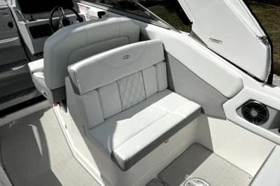 Regal 28 Express 3