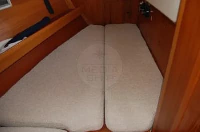 1989 Grand Soleil 46 Boat for Sale 3