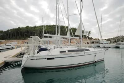 Bavaria Cruiser 34 2