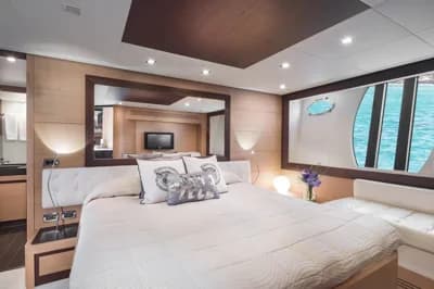 Pershing 72 2