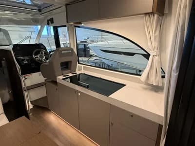 Custom Beneteau Antares 11 OB PROMO 3