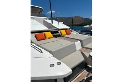Aquila 54 Yacht 2