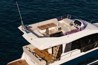 Sealine F430 2