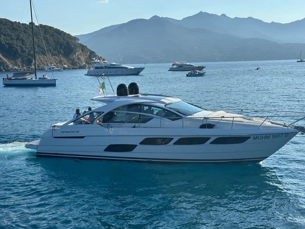 Pershing 5X