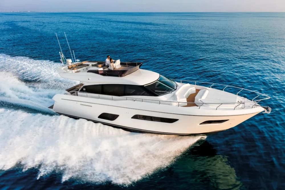Ferretti Yachts 550
