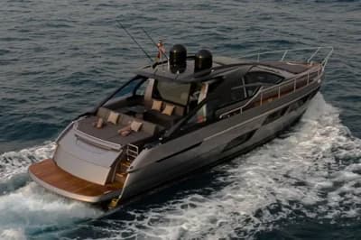 Pershing 5X 2