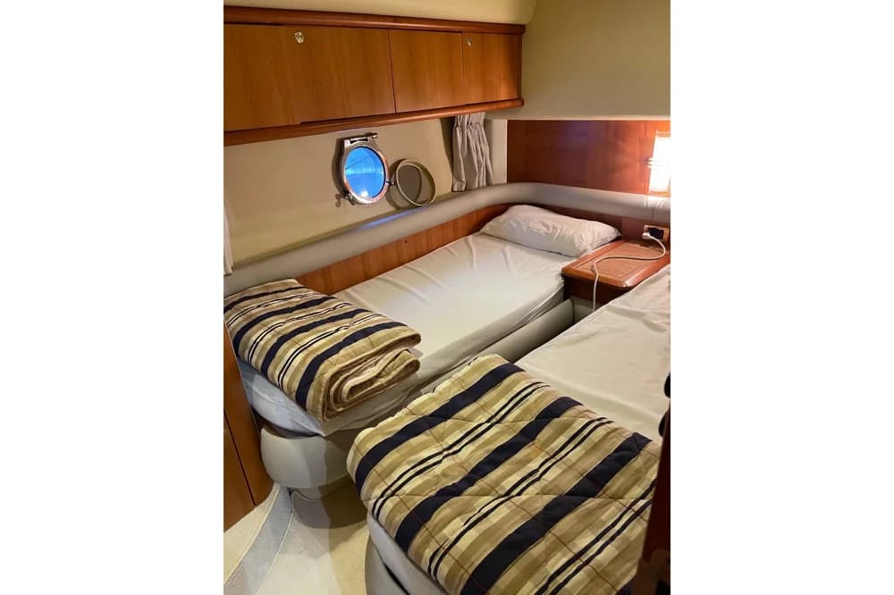Azimut 55E