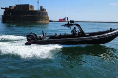 Ribquest 10m Twin Suzuki DF300 Offshore Rib 2