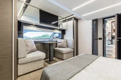 Pershing 5X 3