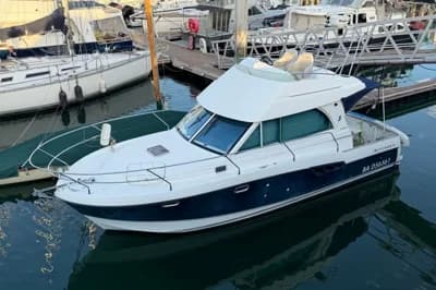 Beneteau Antares 980 2