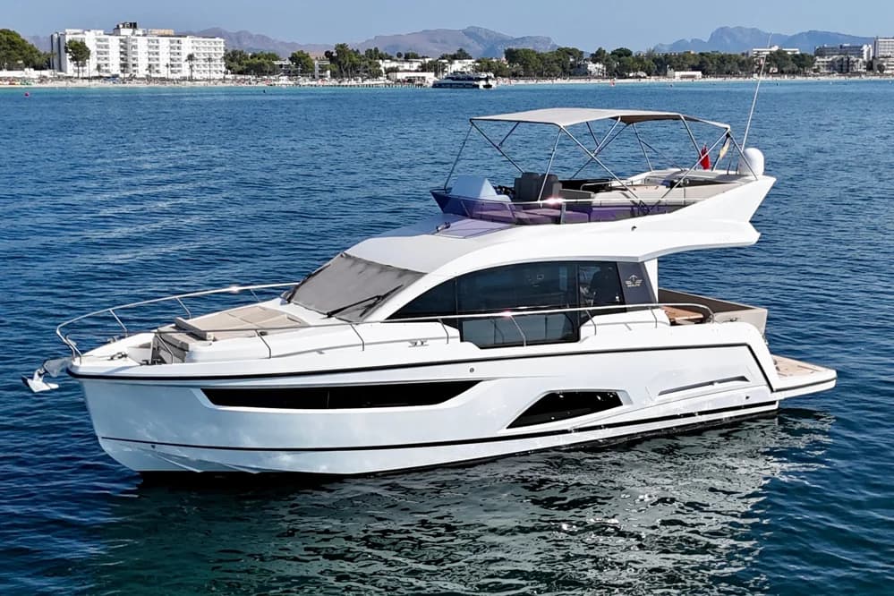 Sealine F430