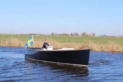 AdmiralsTender 850 2