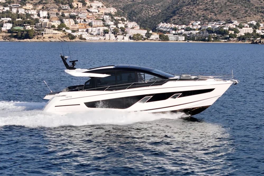Sunseeker Predator 65