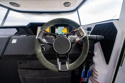 Axopar 37 XC Cross Cabin 2