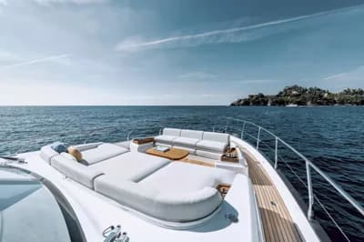 Azimut Fly 68 2