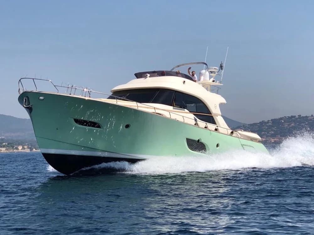 Mochi Craft 64' Dolphin