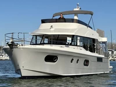 Beneteau Swift Trawler 48 3