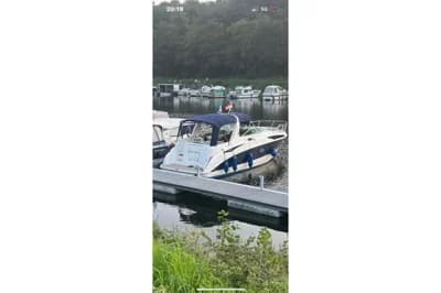 Bayliner 325 3