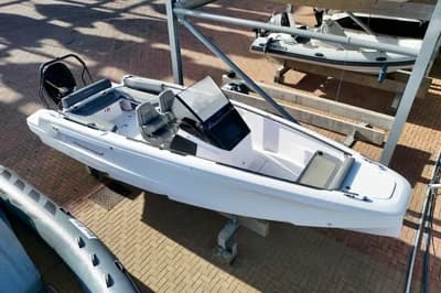 Axopar 22 Spyder 2