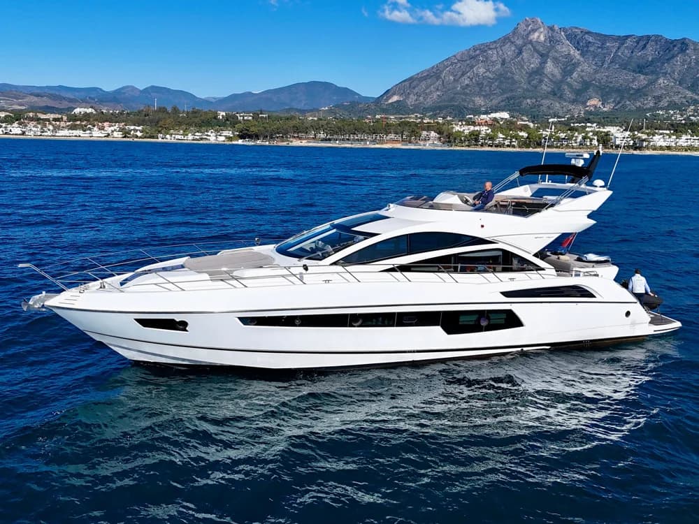 Sunseeker 68 Sport Yacht