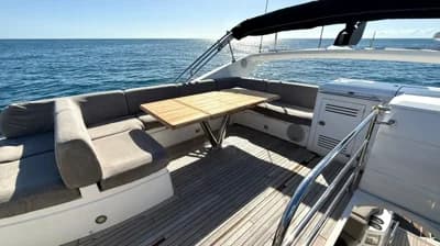 Sunseeker 68 Sport Yacht 2