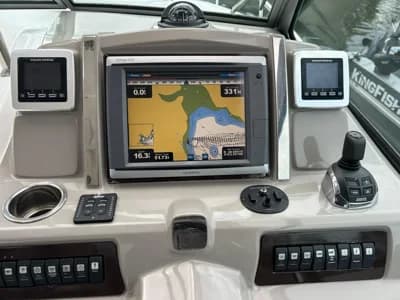 Chaparral 330 Signature 3