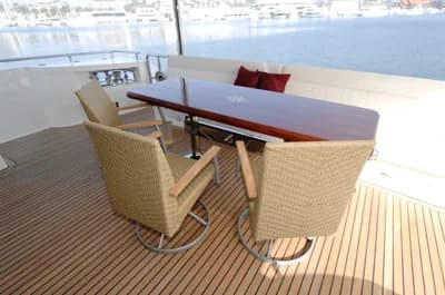 Johnson 80 Motor Yacht 2