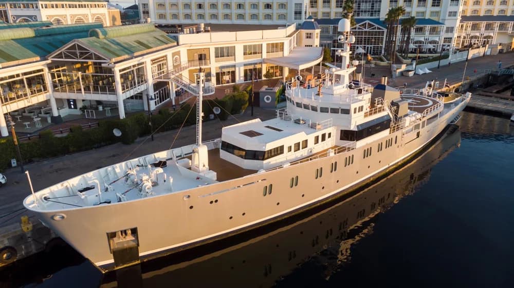 Custom Richards Shipbuilders Expedition