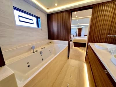 Fountaine Pajot Power 80 2