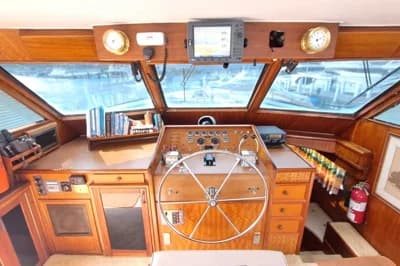 Hatteras 53 Yacht Fisherman 3