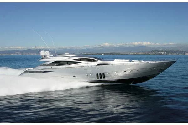 Pershing 115